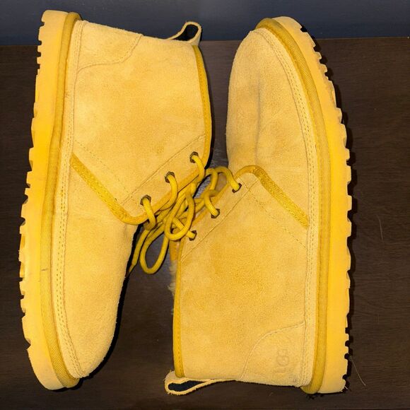 UGG Neumel Suede Chukka Ankle Boots Corn Yellow Mens Size 10 Lace Up Wool Plush main image 4